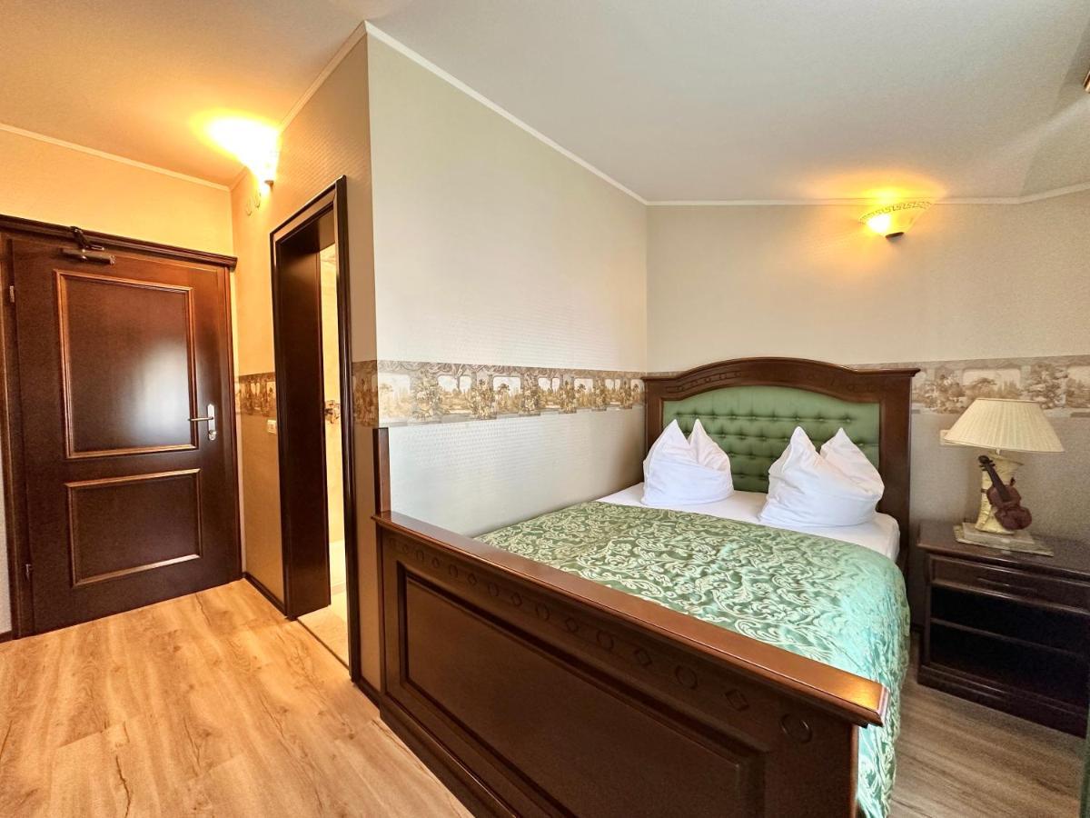 Boutique Hotel Grahor Sežana الغرفة الصورة