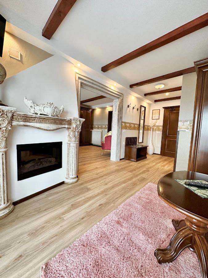 Boutique Hotel Grahor Sežana الغرفة الصورة