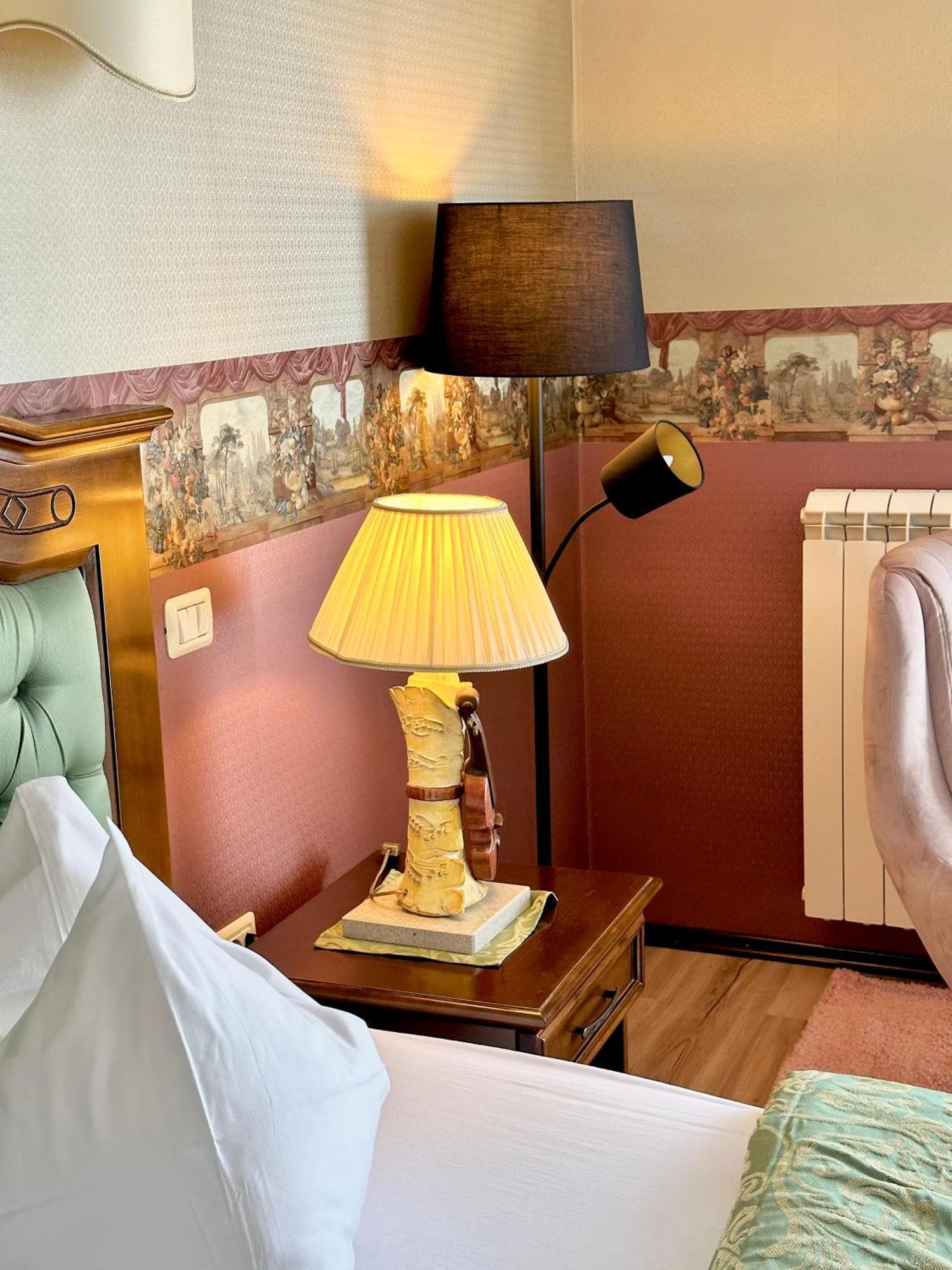 Boutique Hotel Grahor Sežana الغرفة الصورة
